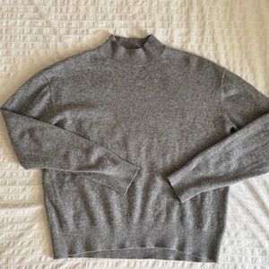 cashmere sweater grey